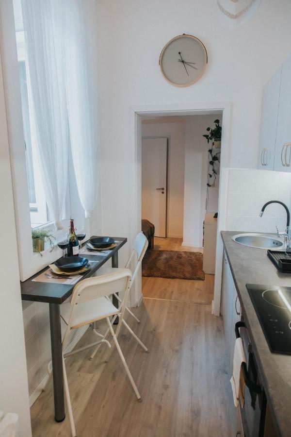 Apartment Latte บูดาเปสต์ ภายนอก รูปภาพ