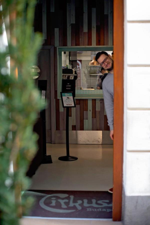 Apartment Latte บูดาเปสต์ ภายนอก รูปภาพ