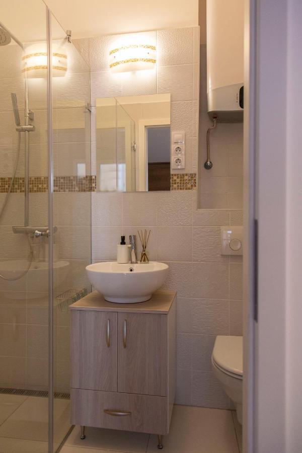 Apartment Latte บูดาเปสต์ ภายนอก รูปภาพ